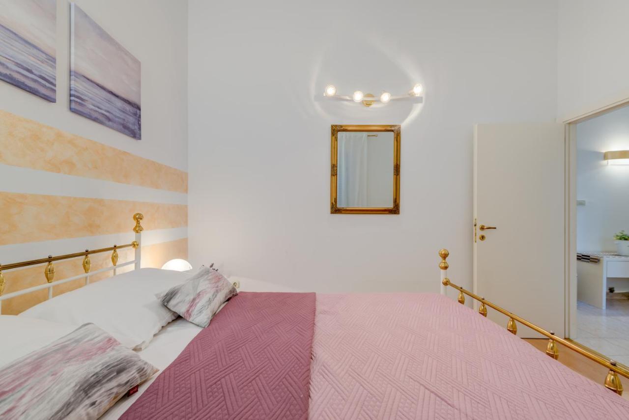 Apartments Riva Lucija By Litto Split Exterior foto